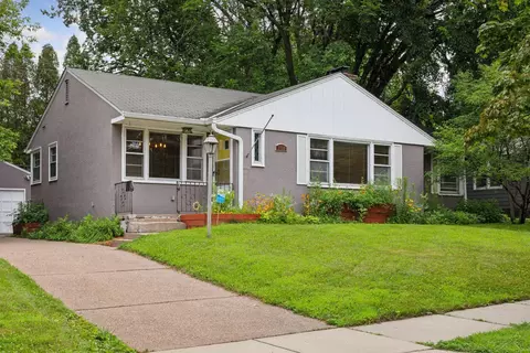 1759 Montreal Ave, Saint Paul, MN 55116
