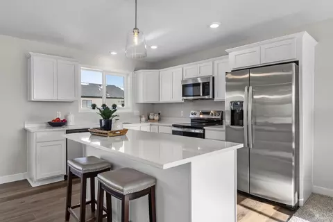 Kitchen - 1775 4th St NE, Byron, MN 55920 photo 4 of 9