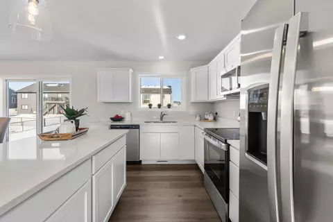 Kitchen - 1775 4th St NE, Byron, MN 55920 photo 5 of 9