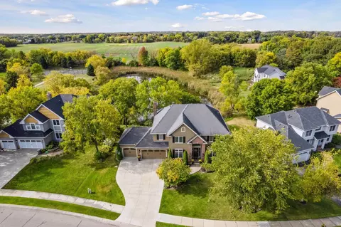 3445 Zircon Ln N, Plymouth, MN 55447