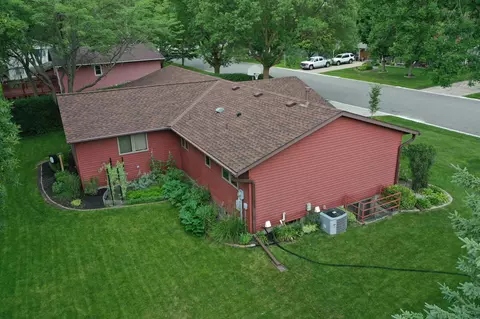 2309 3rd Ave SE, Willmar, MN 56201 photo 4