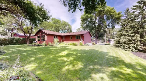 2309 3rd Ave SE, Willmar, MN 56201 photo 3