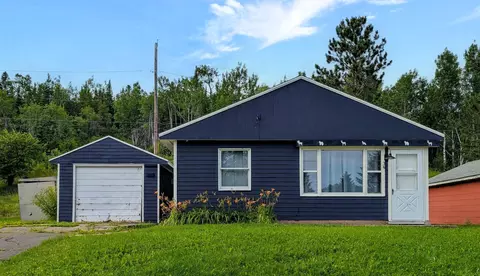 36 Davis Dr, Silver Bay, MN 55614