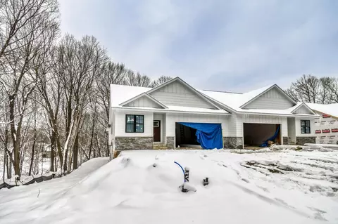 20381 Excelsior Blvd, Excelsior, MN 55331 photo 2