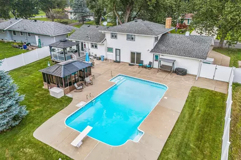 4525 81st Ln N, Brooklyn Park, MN 55443