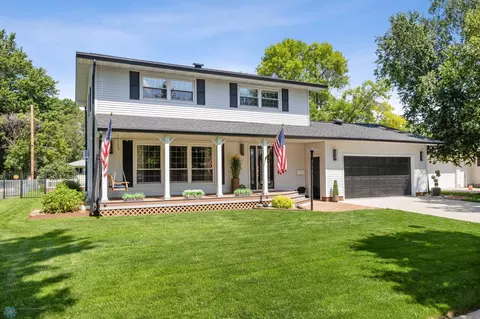 1926 23rd Ave S, Moorhead, MN 56560