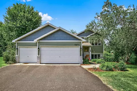 7671 31st Street Plz, Oakdale, MN 55128