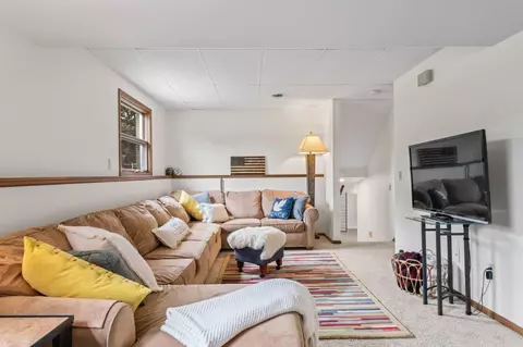 Living - 1719 Buckingham Path, Faribault, MN 55021 photo 5 of 6