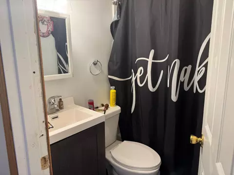 Bath - 306 9th Ave S, Saint Cloud, MN 56301 photo 1 of 2