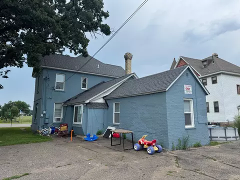 Exterior - 306 9th Ave S, Saint Cloud, MN 56301 photo 2 of 5