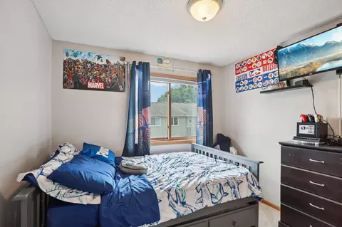 Bedroom - 3839 Windcrest Ct, Eagan, MN 55123 photo 3 of 4