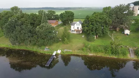 13847 Pearl Lake Ln, Detroit Lakes, MN 56501