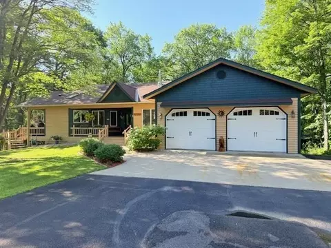 10810 Steamboat Loop NW, Walker, MN 56484
