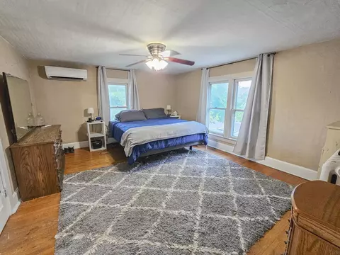 Bedroom - 1250 Oak St, Wabasso, MN 56293 photo 5 of 6