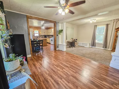 Living - 1250 Oak St, Wabasso, MN 56293 photo 3 of 3