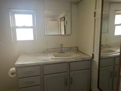 406 21st St NW, Faribault, MN 55021 photo 11