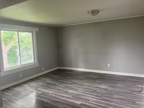 406 21st St NW, Faribault, MN 55021 photo 3