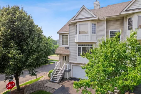 8921 Brunswick Path #901, Inver Grove Heights, MN 55076