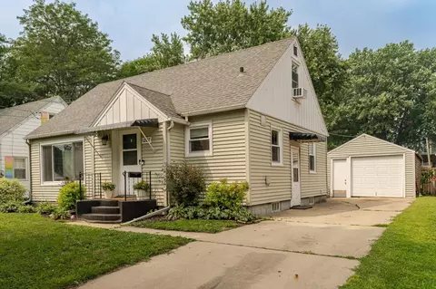 1207 7th Ave NW, Rochester, MN 55901