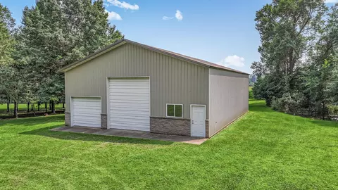 3875 Majestic Pond Dr, Sartell, MN 56377