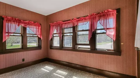 41 Euclid Ave, Barron, WI 54812 photo 3