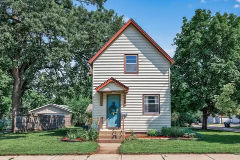 319 Polk St, Anoka, MN 55303