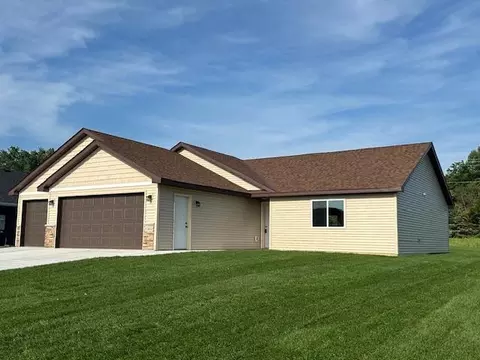1560 Gray Fox Dr NE, Owatonna, MN 55060