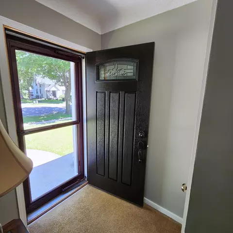 Entry Way - 302 Trott Ave SE, Willmar, MN 56201 photo 1 of 3