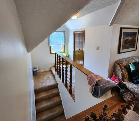 Entry Way - 302 Trott Ave SE, Willmar, MN 56201 photo 3 of 3