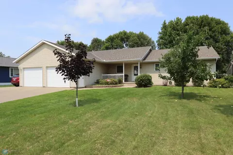 119 9th St SE, Freeport, MN 56331