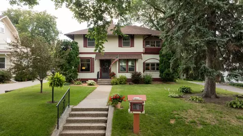 418 W Vernon Ave, Fergus Falls, MN 56537