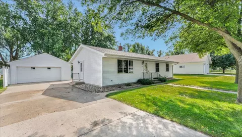 320 Western Ave N, Brooten, MN 56316