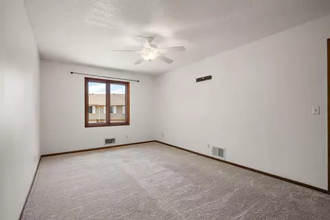 Bedroom - 4625 Penkwe Way, Eagan, MN 55122 photo 5 of 6