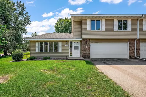 4625 Penkwe Way, Eagan, MN 55122