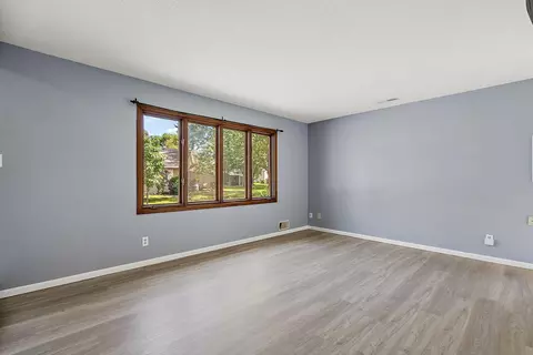 Living - 4625 Penkwe Way, Eagan, MN 55122 photo 2 of 6
