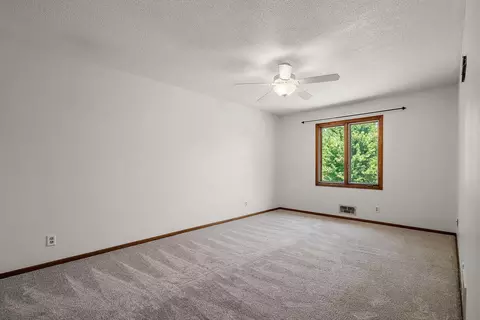 Bedroom - 4625 Penkwe Way, Eagan, MN 55122 photo 4 of 6