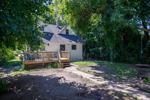 Exterior - 1113 Pine St, Brainerd, MN 56401 photo 7 of 8