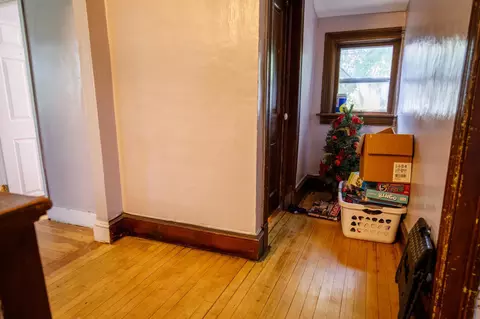 Entry Way - 1113 Pine St, Brainerd, MN 56401 photo 2 of 2