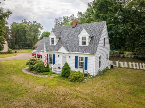 507 Old Highway 61 N, Hinckley, MN 55037