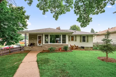 3554 Zenith Ave N, Robbinsdale, MN 55422