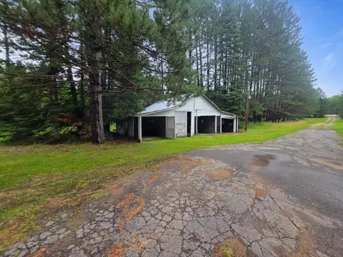 Exterior - 5110 Wahlsten Rd, Embarrass, MN 55732 photo 1 of 2