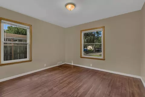 1009 4th St SW, Willmar, MN 56201 photo 7