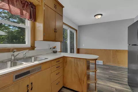 1009 4th St SW, Willmar, MN 56201 photo 12