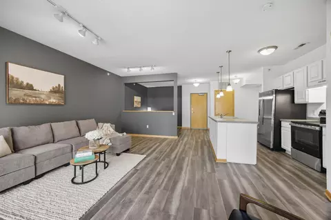 750 Mainstreet #210, Hopkins, MN 55343