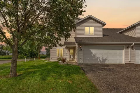 338 Lake Dr, Winsted, MN 55395