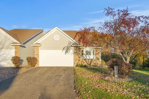 4834 Moon Lake Cir, White Bear Lake, MN 55127