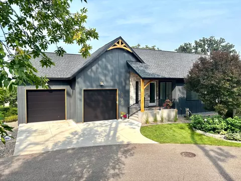 3702 Planting Grn, Stillwater, MN 55082