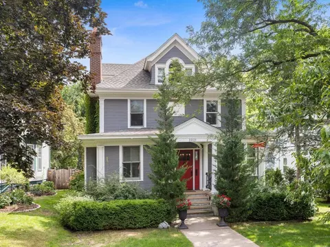 2021 Girard Ave S, Minneapolis, MN 55405