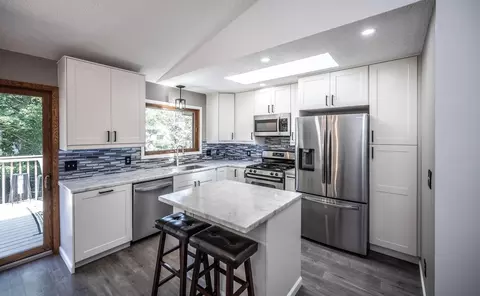 Kitchen - 917 Jefferson Ln, Eagan, MN 55123 photo 1 of 2