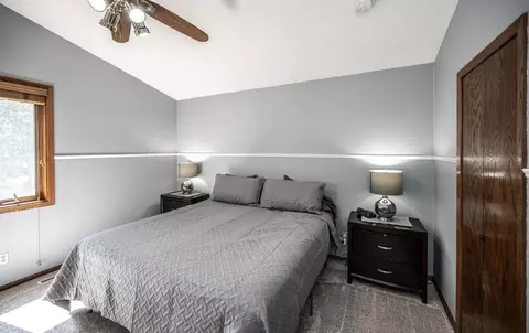 Bedroom - 917 Jefferson Ln, Eagan, MN 55123 photo 1 of 9